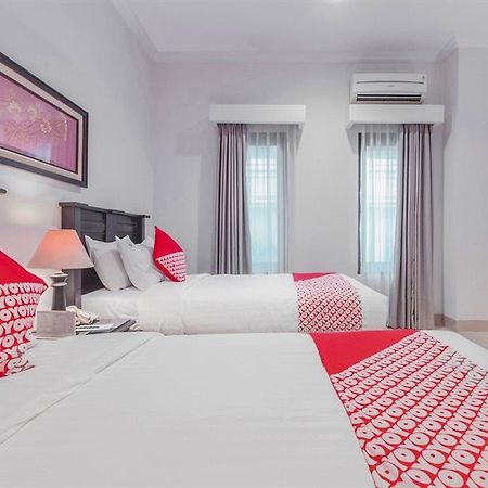ג'קרטה 534 Sriwijaya Hotel מראה חיצוני תמונה